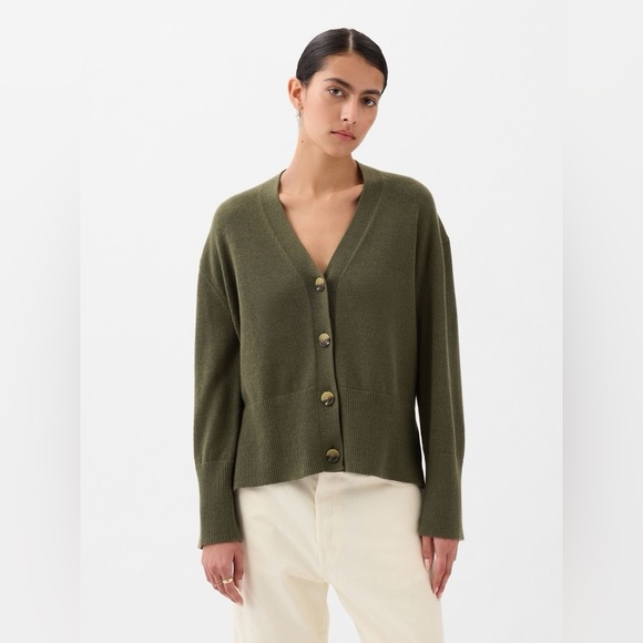 GAP Khaki Green 24/7 Split-Hem Cotton Oversized Cardigan Sweater - Picture 1 of 6